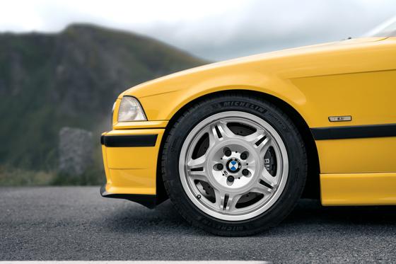 KW V3 Clubsport Gewindefahrwerk | passend für BMW 3er (E36) | 35220811 | 35220831