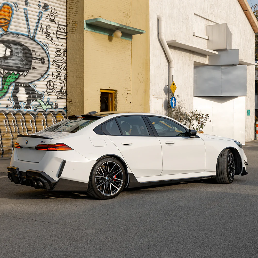 Side skirts with flaps SOOQOO Carbon | fits BMW M5 (G90/G99) S68 | Aulitzky Tuning