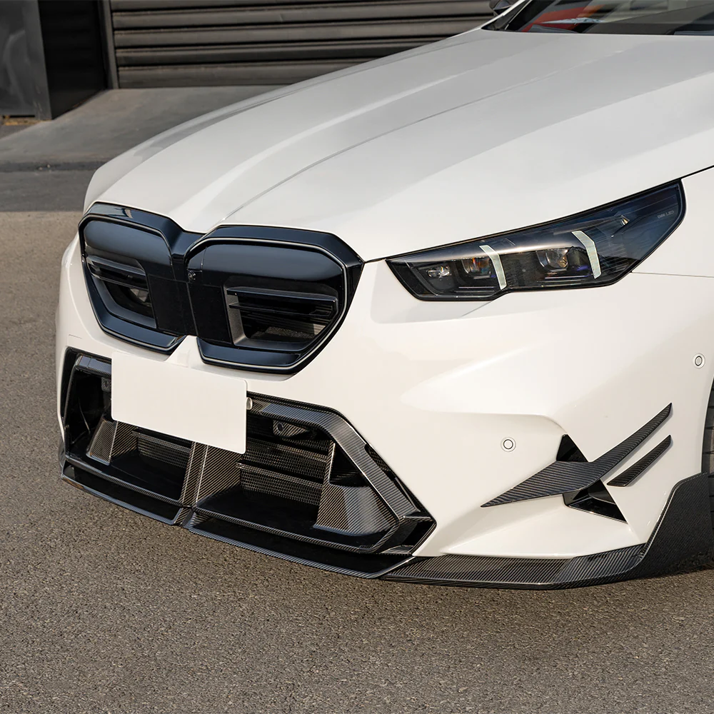 Front bumper insert Carbon with slats | fits BMW M5 (G90/G99) S68 | Aulitzky Tuning