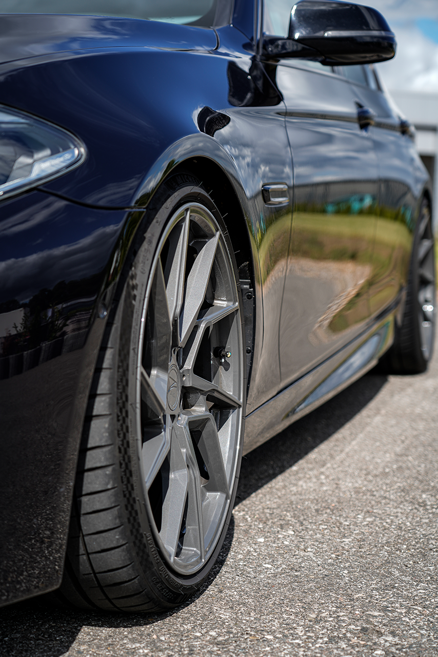 Aulitzky Tuning Verkaufsfahrzeug | BMW M550d xDrive Limousine (F10) Carbonschwarz metallic